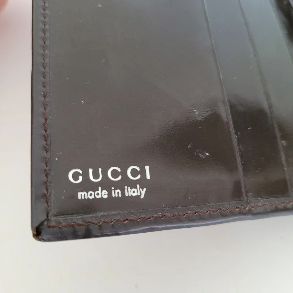 Gucci Vintage Brown Patent Leather Interlocking G Bifold Wallet 035-0416-1926-5